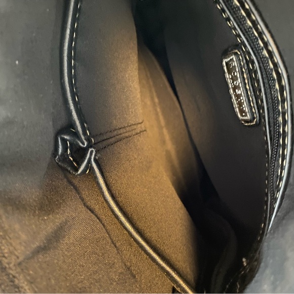 5/$25 - Tartan Plaid Crossbody handbag - Picture 9 of 11